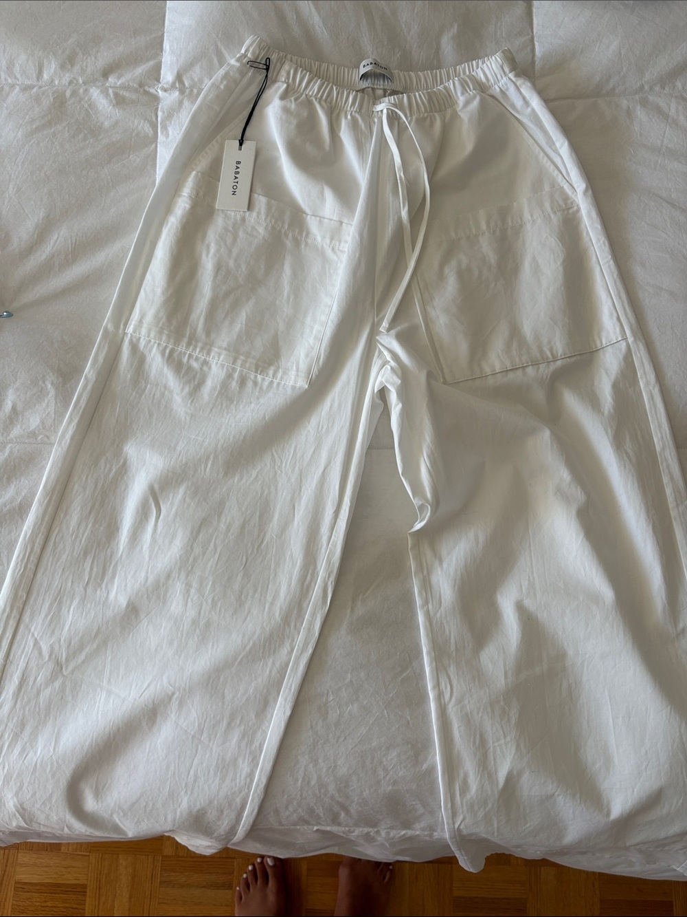 Babaton White Drawstring Cargo Sweatpants